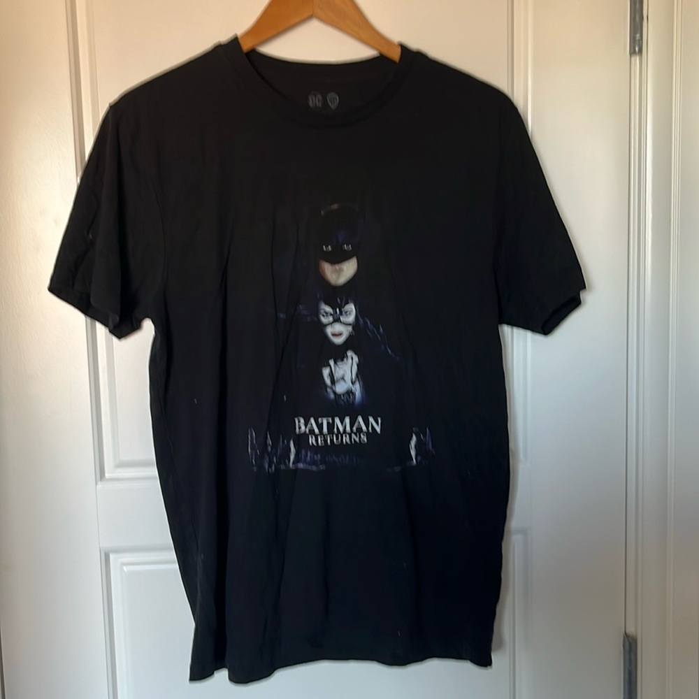 Batman returns tshirt